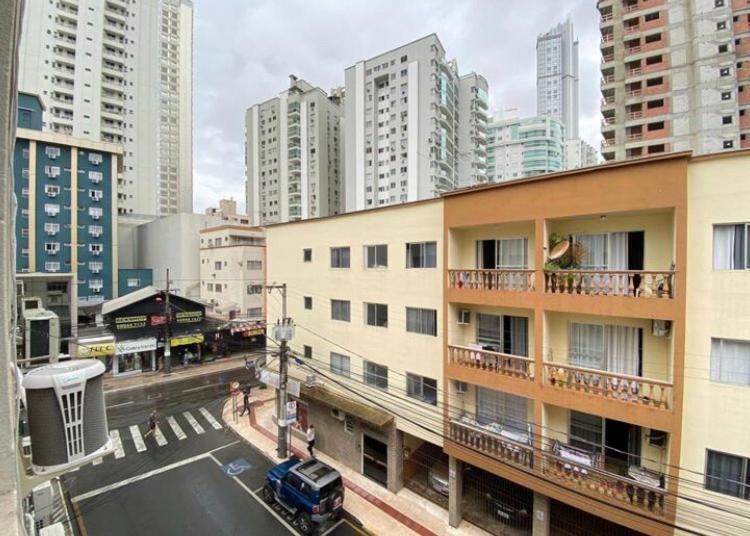 2 quartos com Estacionamento a 100 m do Mar no coração de Balneário Camboriu Balneario Camboriu Exterior foto